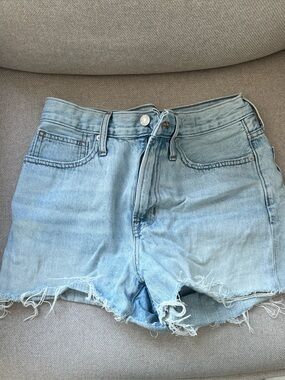 Madewell Light Blue High-Rise ‘the perfect jean short’ - size 27